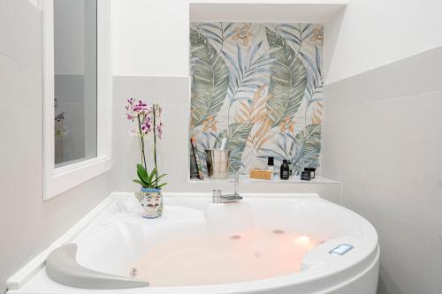 Santa Lucia Apartment | Eos - Elegants Apartments & Suites