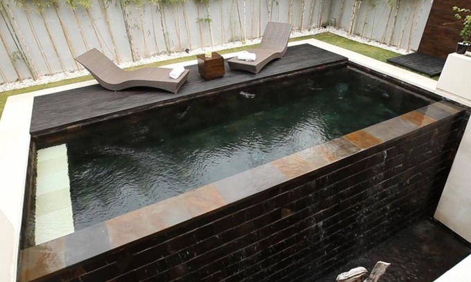 Laksmana House | EQLt1 Bedroom Waterfall Villa - Breakfast