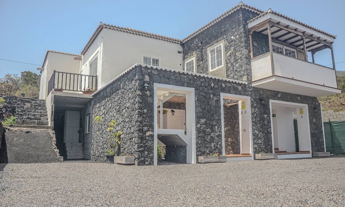 Villa de Mazo Apartment | VV ISLAVERDE ideal for relaxing and spending pleasant days in a rural environment.