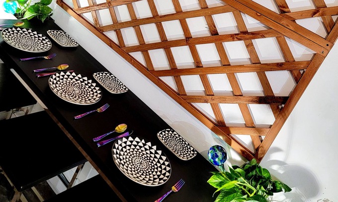 Summerville Historic District House | 🗝️ Escape Pine Forest🌲🏄🏆Interactive Rooms🐅Vacation Getaway Experiences🔒