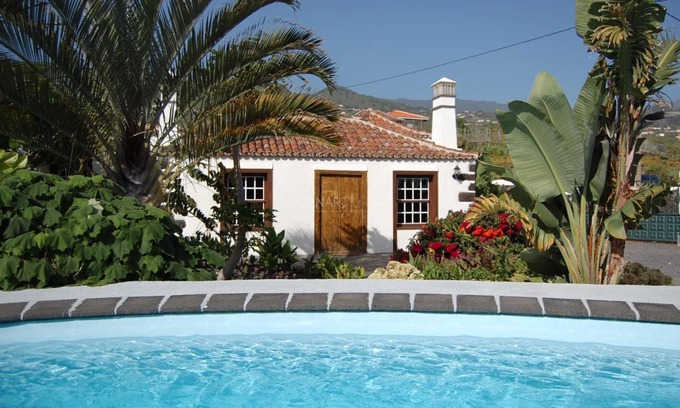 Villa de Mazo Apartment | Escape to Anastasio Cottage, Rustic Charm in Villa de Mazo
