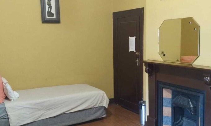 Downtown Johannesburg Apartment | Escape to comfort and tranquility at G&G Guesthouse