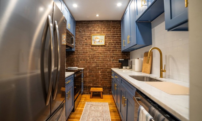 Stroudsburg Apartment | Escape to Main Street