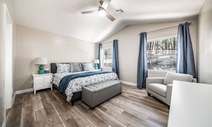 Flagstaff House | Escape to the forest at our Alpine Family Retreat(Small pet-friendly)