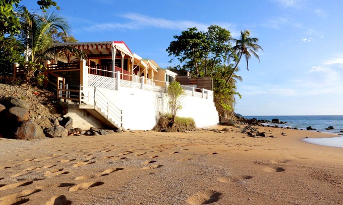 Rifflet Villa | Escape with the sound of the waves