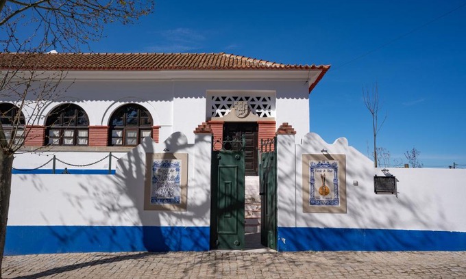 Elvas Bed & Breakfast | Escola do Fado