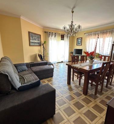 Esposende Apartment | Esposende 3 Bedrooms Balcony Center Flat