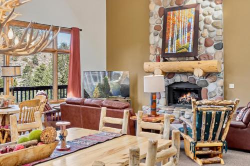 Aspen Brook House | Estes Escape by Estes Park Home home