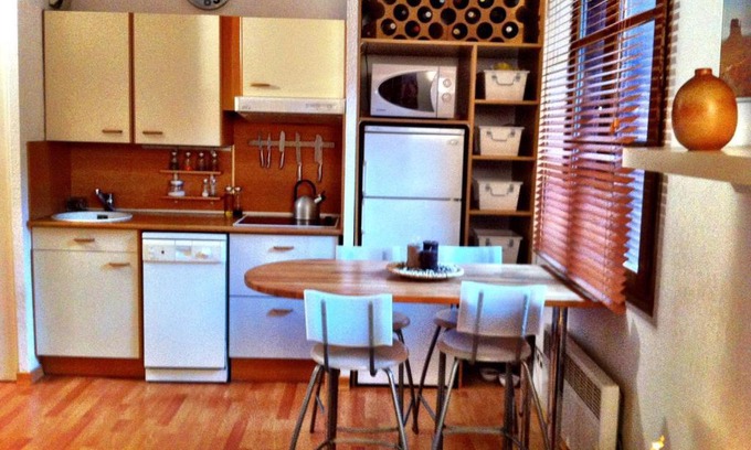 Enveitg Apartment | Estudio con piscina en Enveitg