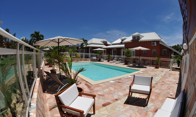 Sainte-Anne Cottage | Etal Paradise, a Tropical Paradise in Sainte-Anne in Guadeloupe