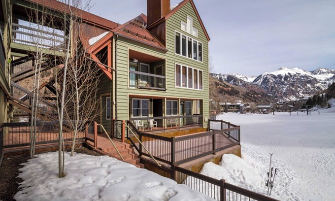 Telluride Condo | Etta Place 1 by Avantstay Ski In/Ski Out Unit w/Views of the Slopes!