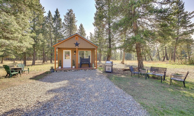 Eureka Apartment | Eureka Vacation Rental: Steps to Creek & Fishing!