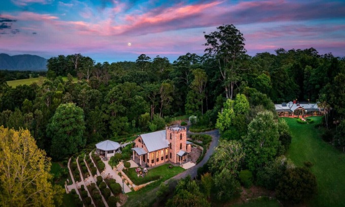 Gleniffer Apartment | Evermoore Castle - Enchanting Stay w/River Access