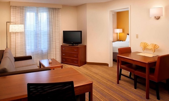 Waukegan Apartment | Everything You Need For The Perfect Vacation! Close to Independence Grove