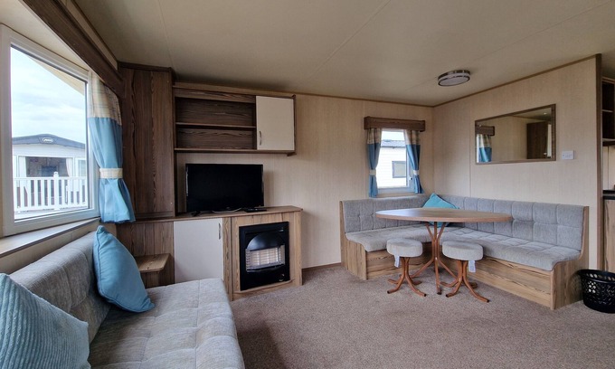 St Leonards-On-Sea House | Everything you need… - Spring Retreat (D/F)