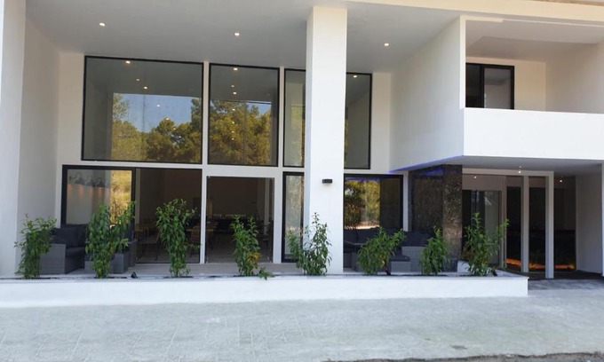 Xylokastron Hotel | Evita Blue