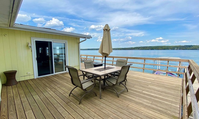 Auburn House | Excellent FingerLakes- Owasco Lake Vacation Rental