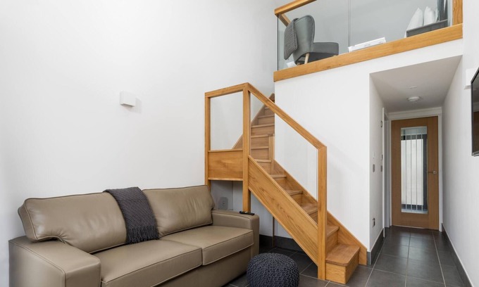 New Mill Apartment | Exceptional 1BD Lodge with Amazing Views