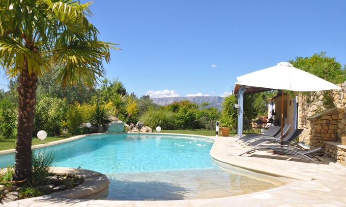 Trets Other | Exceptional - Property with full view of Mont Ste Victoire