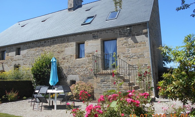 Courson Cottage | EXCEPTIONAL SETTING: your private gite in a character house in Normandy