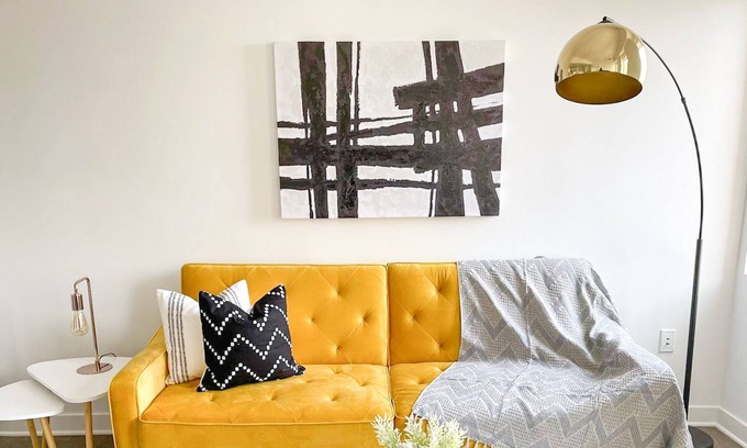 Garment District Apartment | ★Exclusive 1BD/1BA + Gym & View - Downtown KC★