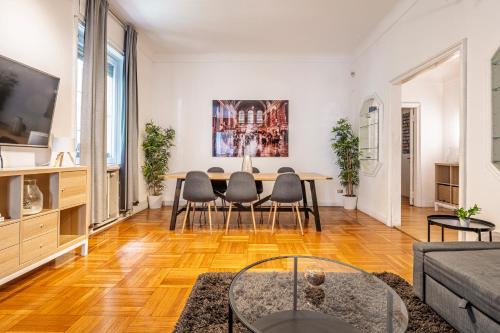 Porta Garibaldi Apartment | Exclusive 4 bedrooms apartment in Brera