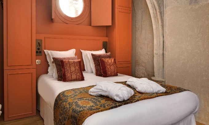 Avignon City Centre Hotel | Exclusive B&B Suites, Apartments, Spa & Fitness The Augustinian House an