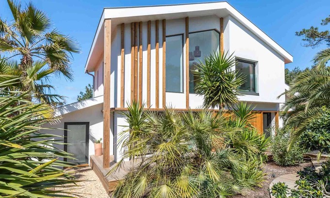 Soorts-Hossegor House | EXCLUSIVE Contemporary villa with swimming pool between lake and ocean in Hossegor