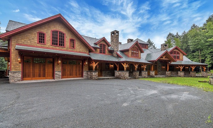 Windham House | EXCLUSIVE, EXQUISITE & UNFORGETTABLE MOUNTAIN OASIS