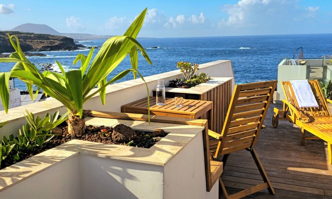Garachico Apartment | Exclusive holiday apartment "Estudio Verde" at Villa Arte in Garachicos center