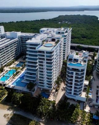 La Boquilla Apartment | Exclusivo apartamento de lujo frente al mar en Los Morros, con acceso directo y privado a la mejor playa de Cartagena