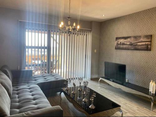 Sandown Apartment | Executive 2-bed in sandton city