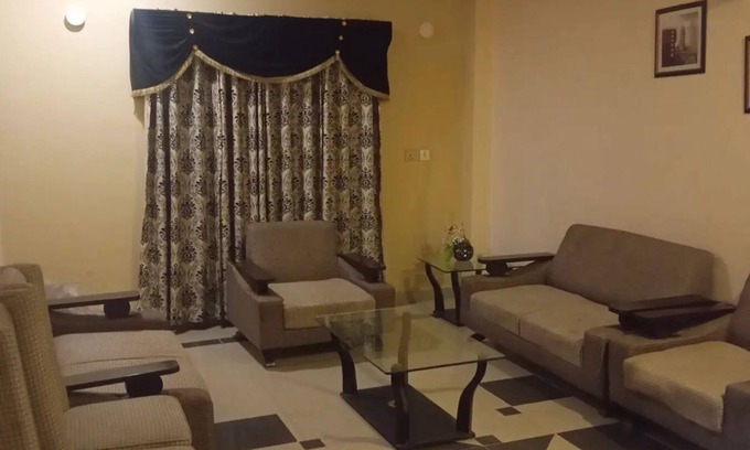 Bahawalpur Hotel | Executive Room in Galaxy Height Inn hotel in peaceful Bahawalpur