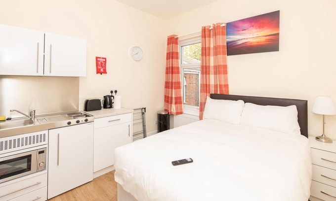 Southampton Apartment | Executive-Studio for Contractors, Nurses & Couples