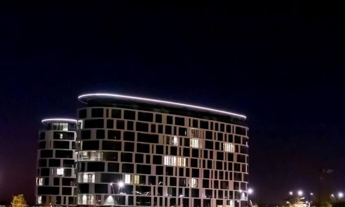 Greater Johannesburg Metropolitan Area Apartment | Executive Suite at Ellipse in Waterfall Midrand