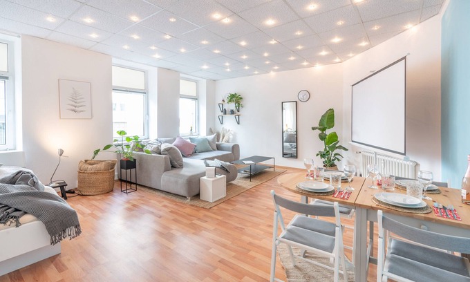 Kiel Apartment | Exklusives Apartment mit 83qm - im Herzen der Kieler Altstadt