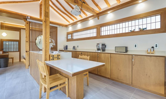 Andong Villa | Experience a private stay in Andong, a city steeped in cultural heritage.