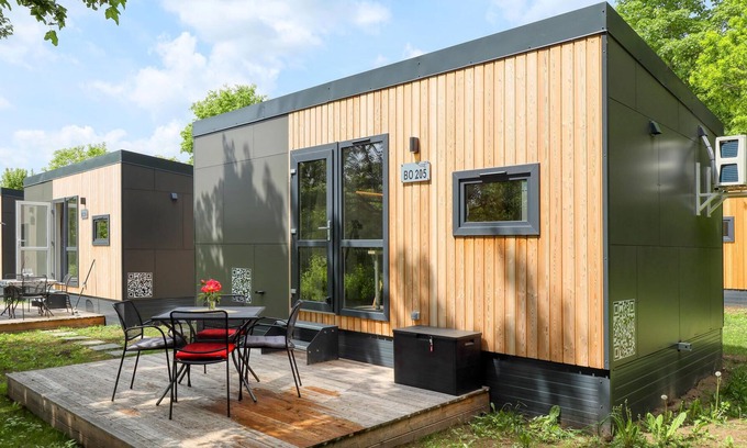 Wemding House | Experience a real Tiny House vacation close to nature at Camping Park Wemding!