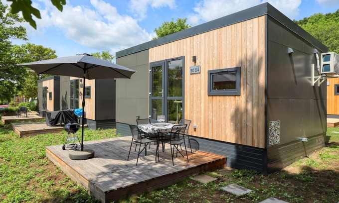 Wemding House | Experience a real Tiny House vacation close to nature at Camping Park Wemding!