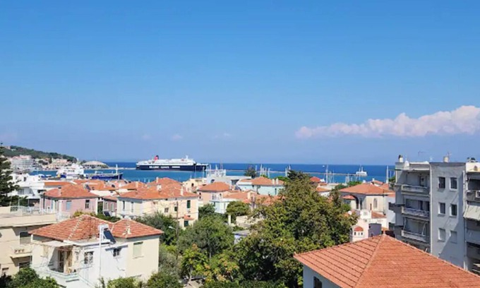 Mytilene Apartment | Experience Comfort in our Newly Remodeled 5A
