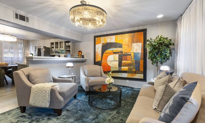 Old East Dallas Condo | Experience elevated living in this executive 2-bed, 1.5-bath furnished condo featuring a private garden-view patio. Enjoy resort-style amenities including a pool, sauna, cold plunge, and outdoor fitness deck. Perfect for extended stays!