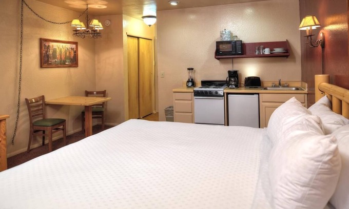 Kohls Ranch Resort | Explore the Desert Landscape! 2 Amazing Studios, Trails, Horseback Riding