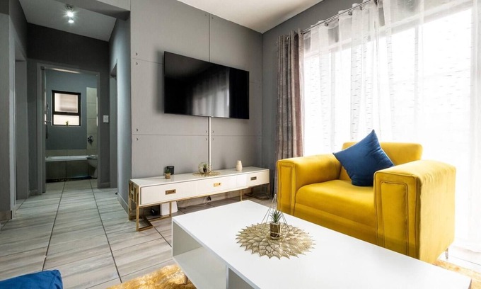 Greater Johannesburg Metropolitan Area Apartment | Explore this stylish and classy apartment