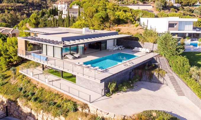 Mijas Villa | Exquisite Costa Del Sol Villa | 4 Bedrooms | Villa Sereno Vista | Panoramic Sea.