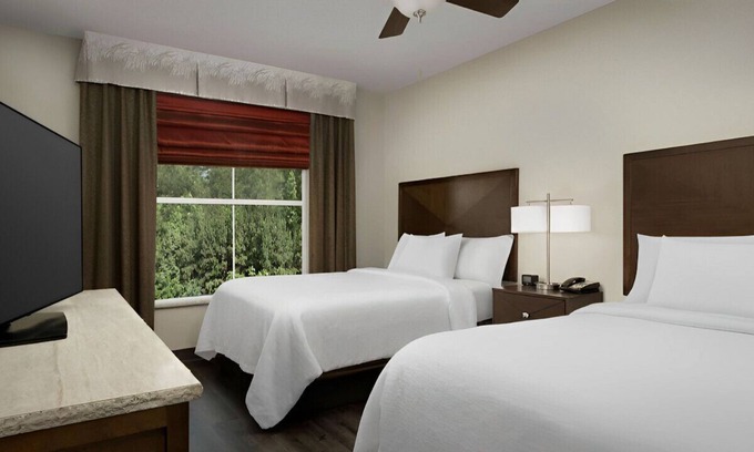 Hoover House | Exquisite Suite Near Downtown w/ Wet Bar & WiFi