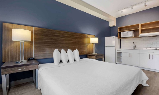 East Columbia Hotel | Extended Stay America Premier Suites - Portland - North
