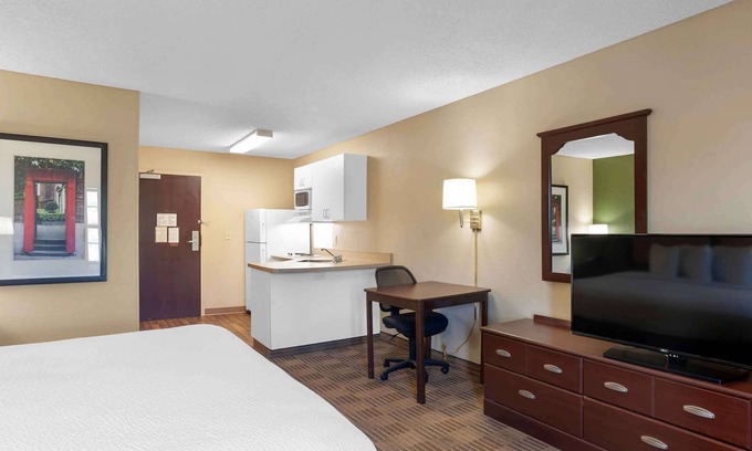 East Syracuse Hotel | Extended Stay America Suites Syracuse Dewitt
