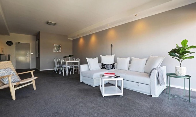 Southbank Apartment | Extra Large 2 Bedroom Apartment in Melbournes Southbank