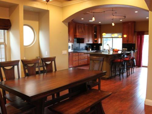 Southwest Anaheim House | F-25 Belles Castle