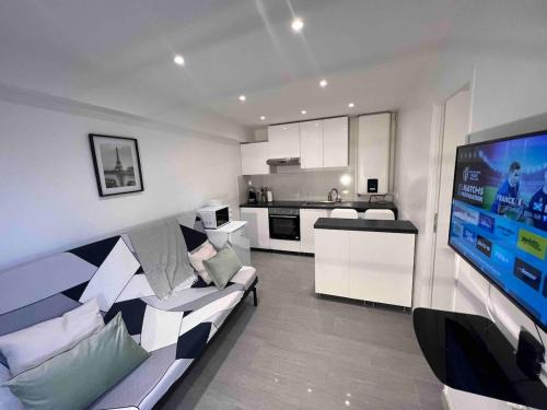 Epone Apartment | F2 Independent new city center Epône